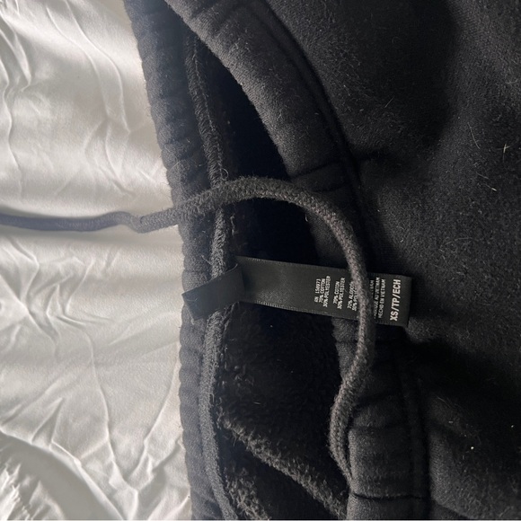 SKIMS - Black Sweatpants - Picture 2 of 4